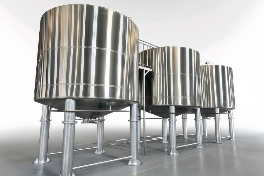 Customizable Industrial Mixing Tanks Agitator Vessels for Food, Beverage & Chemical Applications