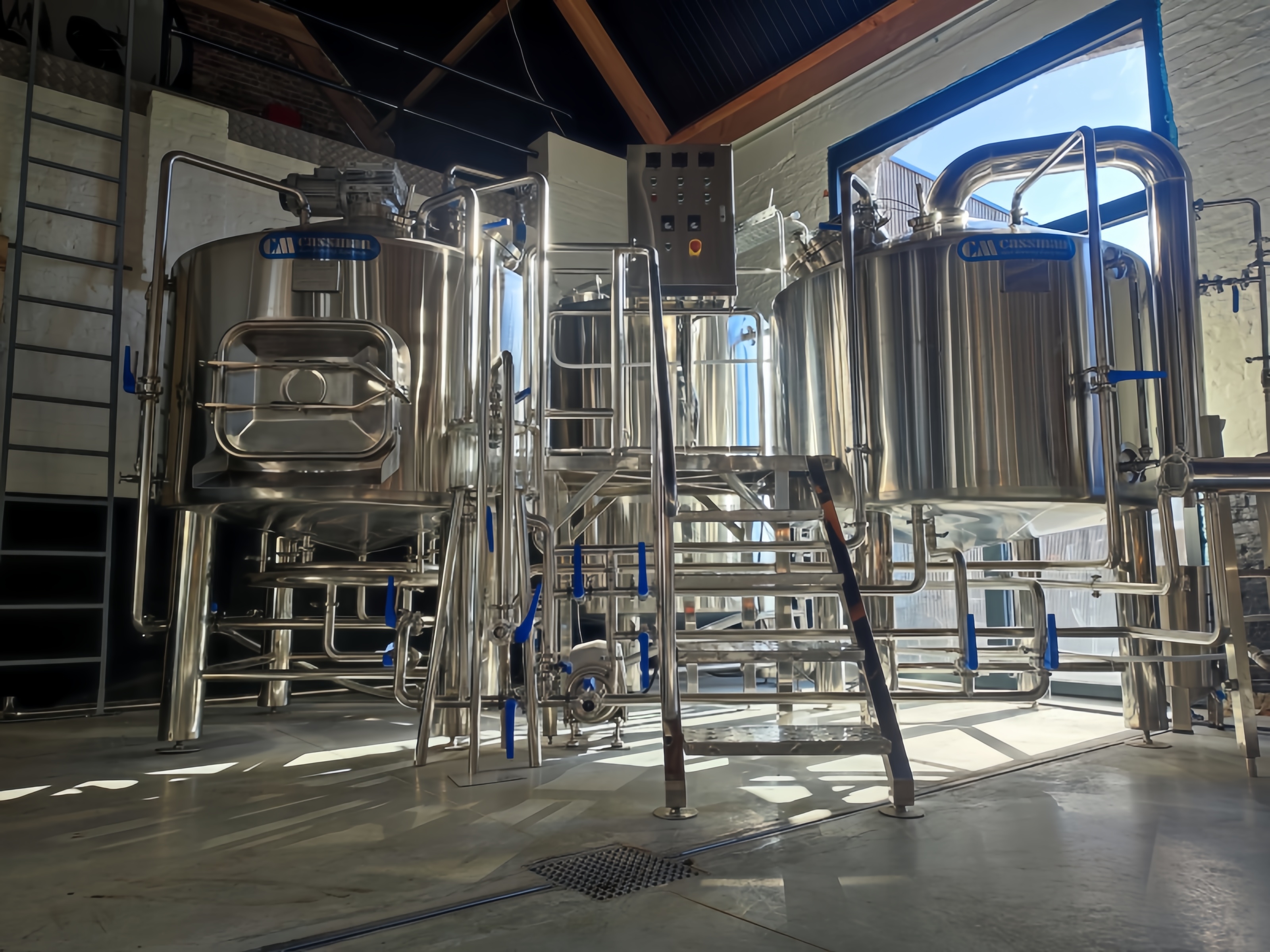 Honoring Tradition, Brewing the Future with a 1000L Brewery in Belgium