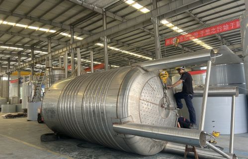 Beverage tank (2)
