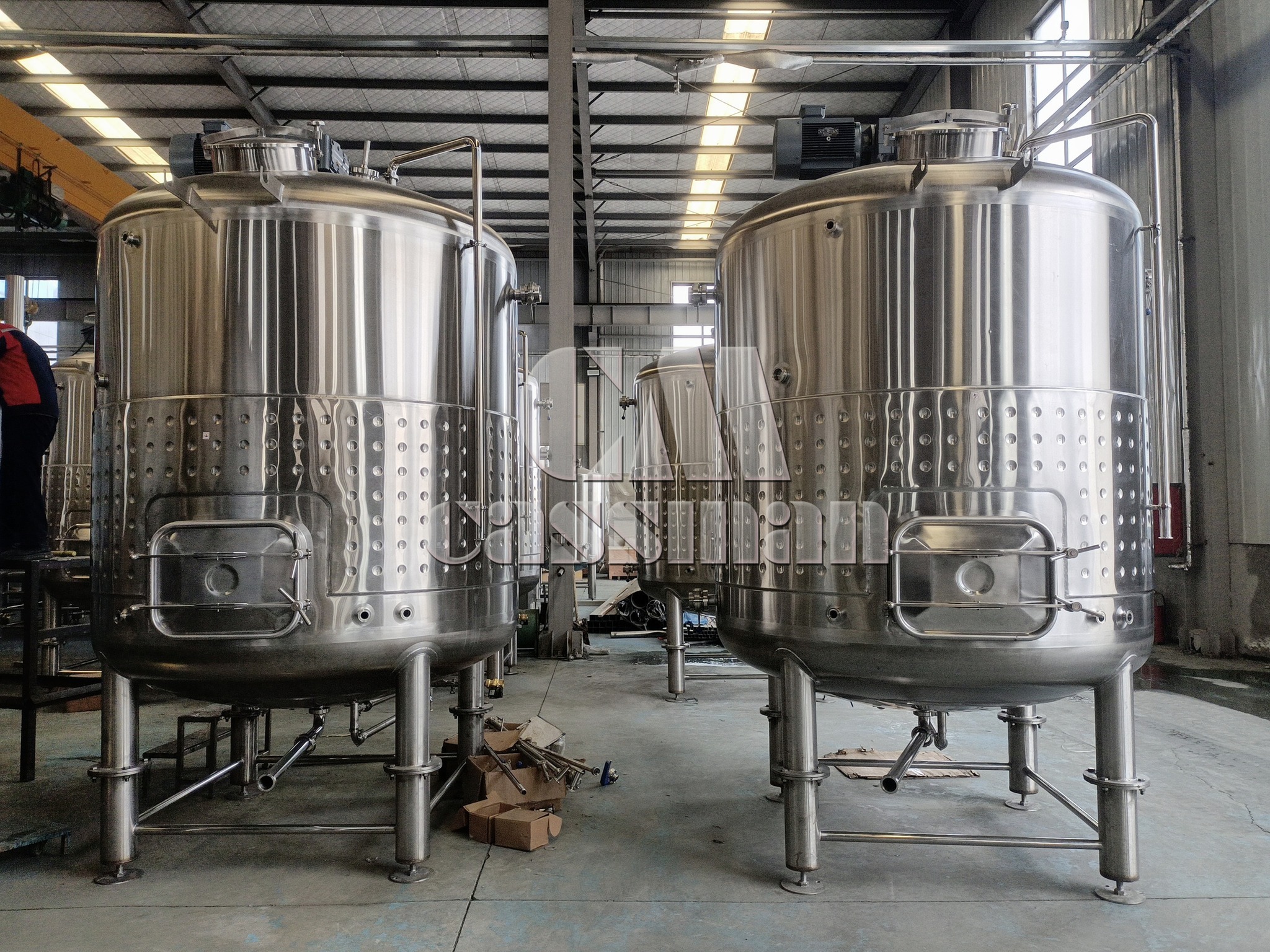 Why UK and Portugal Breweries Are Choosing Custom Tanks